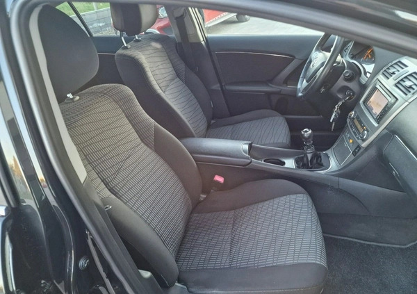 Toyota Avensis cena 31990 przebieg: 137158, rok produkcji 2010 z Skarszewy małe 407